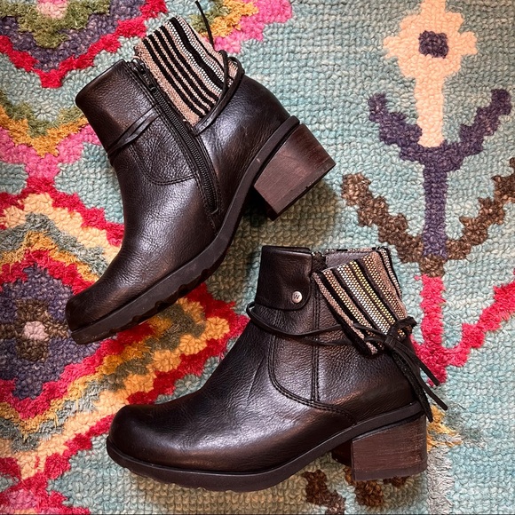 Wolky Edson Black Leather Booties with Knit Cuff detail. - Picture 1 of 8
